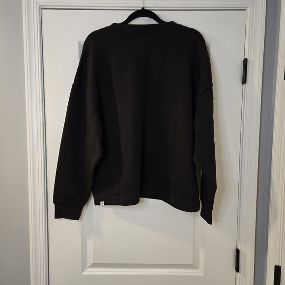 PUMA Women's Fleece Crewneck Sweatshirt Badge Black NWT Size XL - Picture 5 of 16
